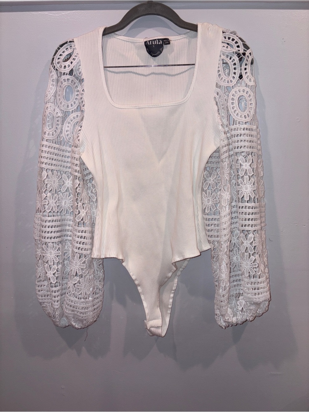 ARULA White Ribbed Bodysuit with Lace Balloon Sleeves